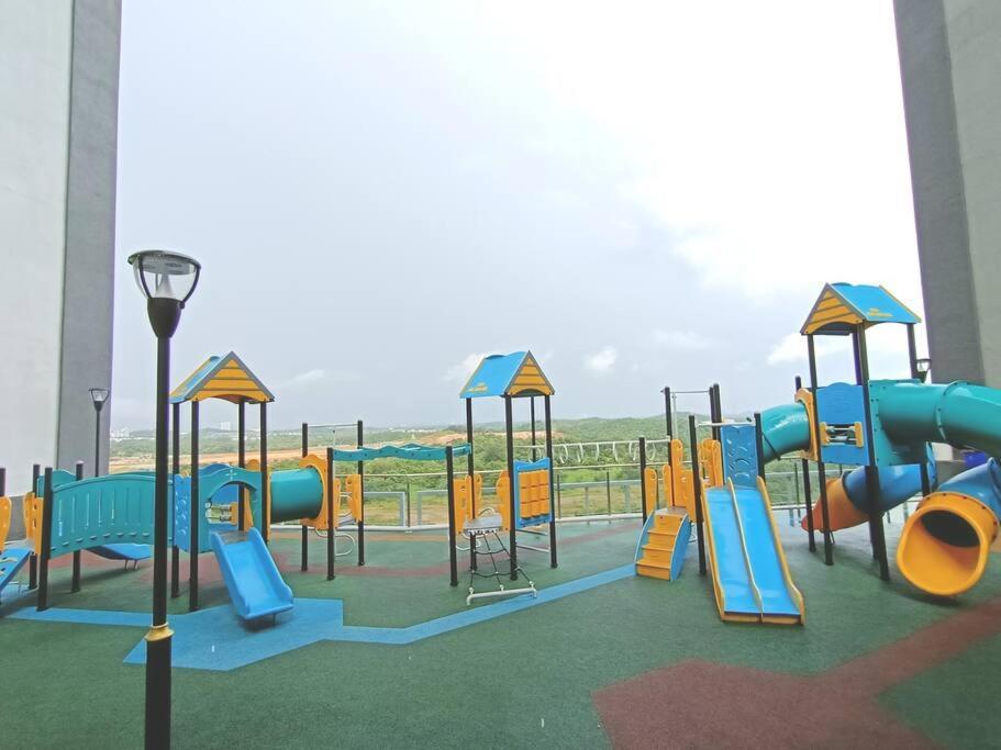 D'Pristine 2Br Walking To Legoland Netflix By Stay Nusajaya  Exterior foto